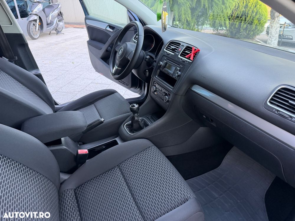 Volkswagen Golf 2.0 TDI Highline - 17