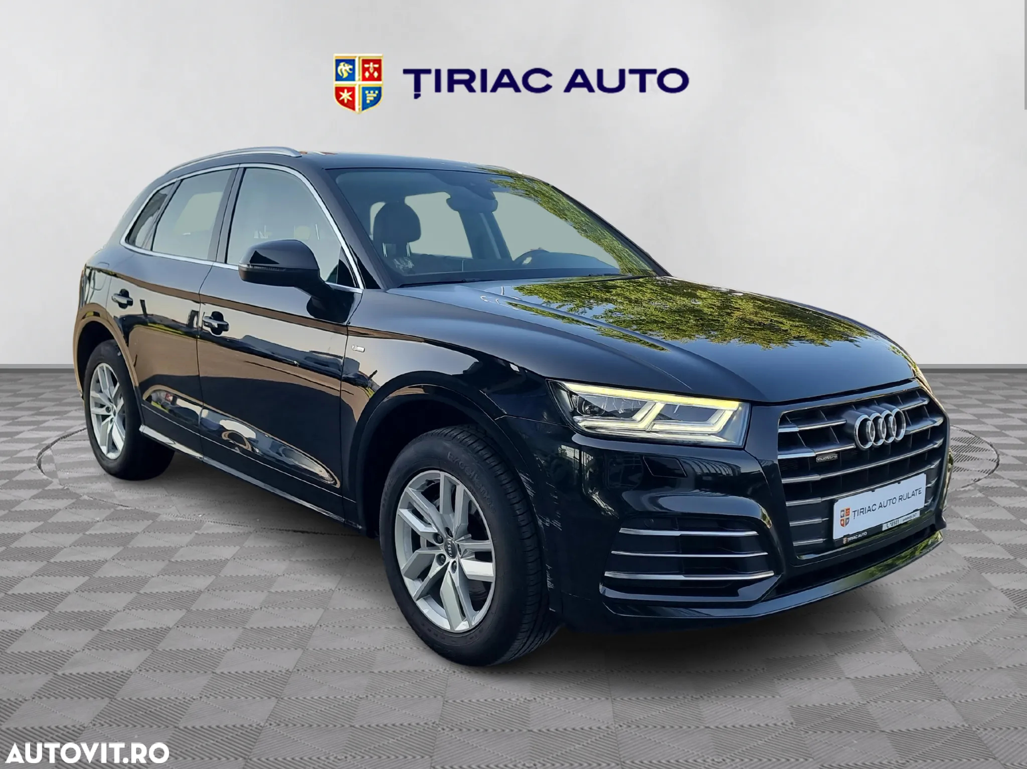 Audi Q5 55 TFSI e quattro S tronic - 8