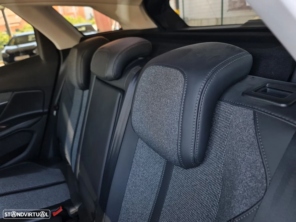 Peugeot 3008 1.6 BlueHDi GT Line Grip Control - 38