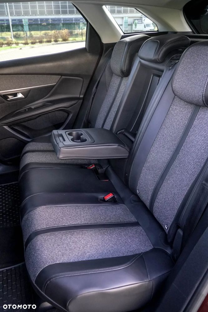 Peugeot 3008 BlueHDi 130 Stop & Start EAT8 Active - 22