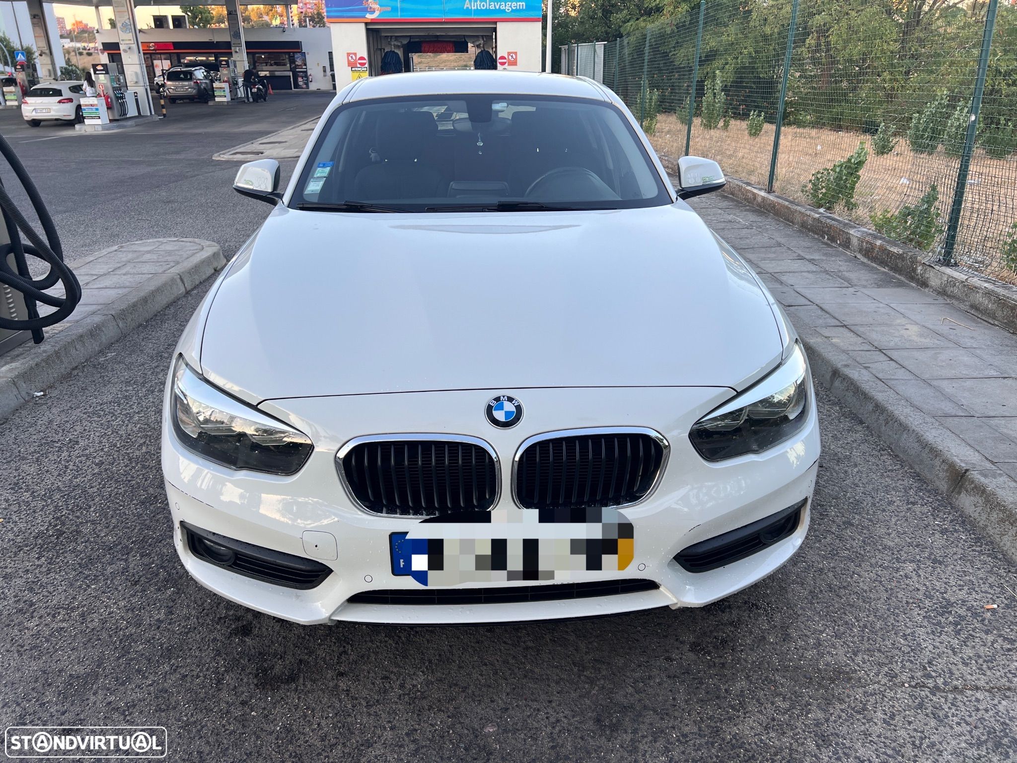 BMW 116 d Line Urban Auto - 1