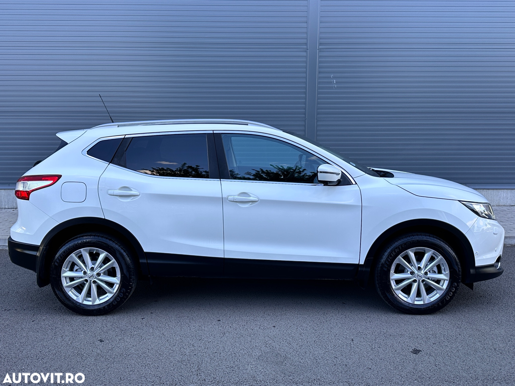 Nissan Qashqai 1.6 DCI Start/Stop 4X4-i Tekna - 18