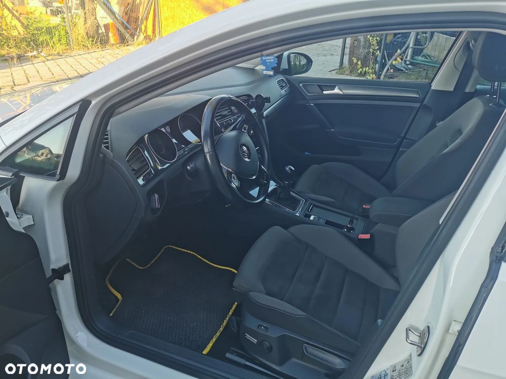 Volkswagen Golf Variant 1.5 TSI BMT Evo Comfortline - 20