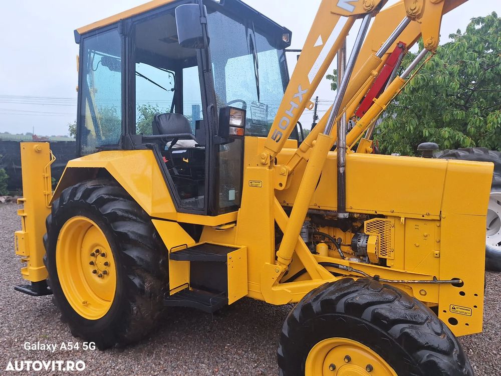 Massey Ferguson MF 50HX - 1