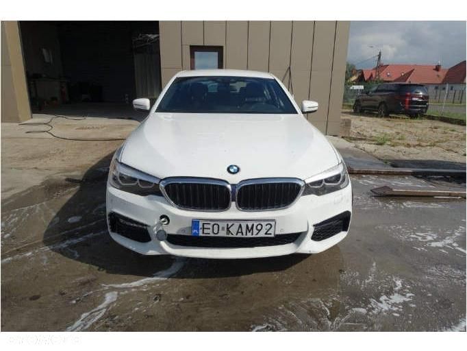 BMW Seria 5 530i Sport - 12
