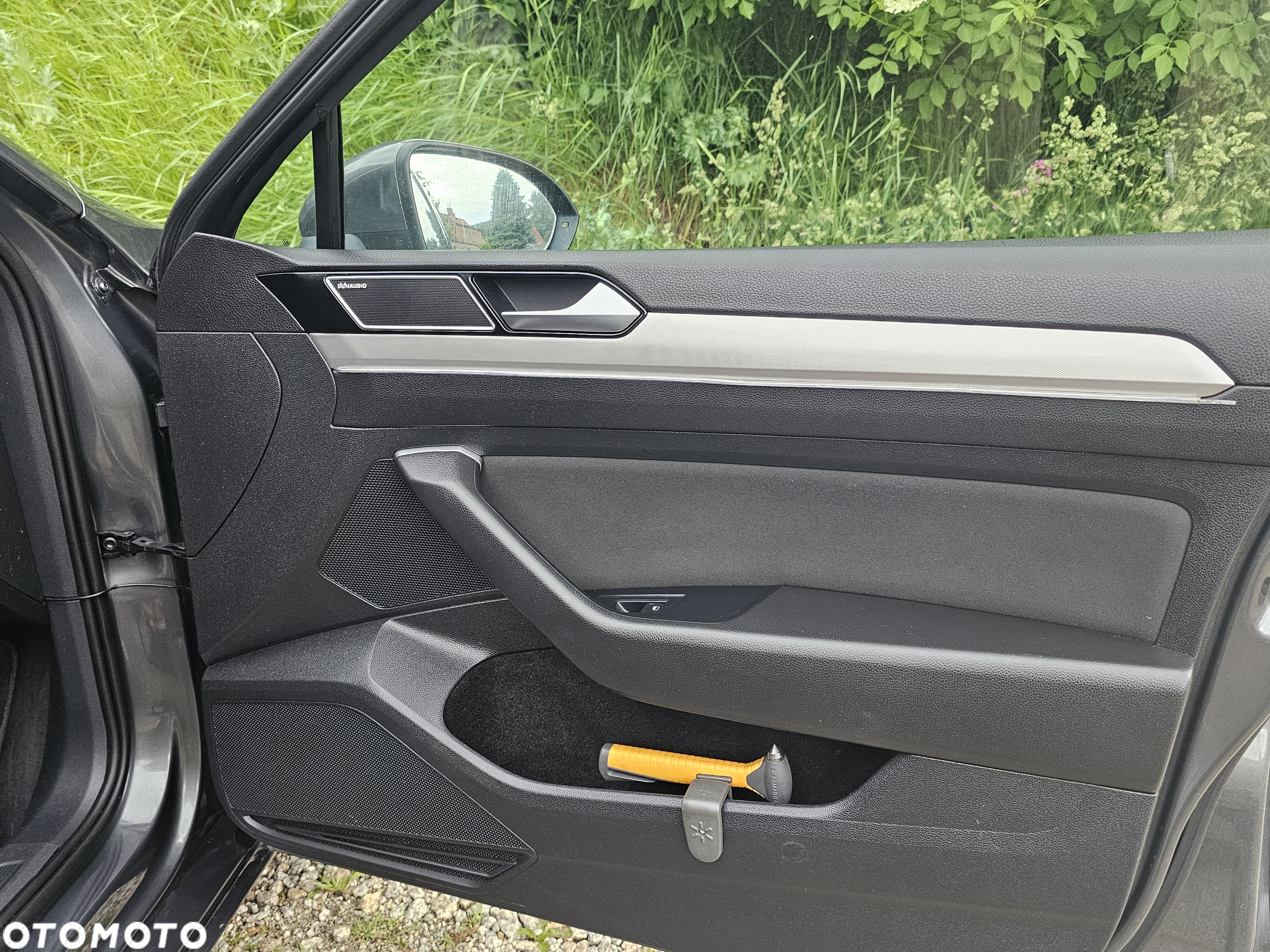 Volkswagen Passat 1.6 TDI BMT Comfortline - 25