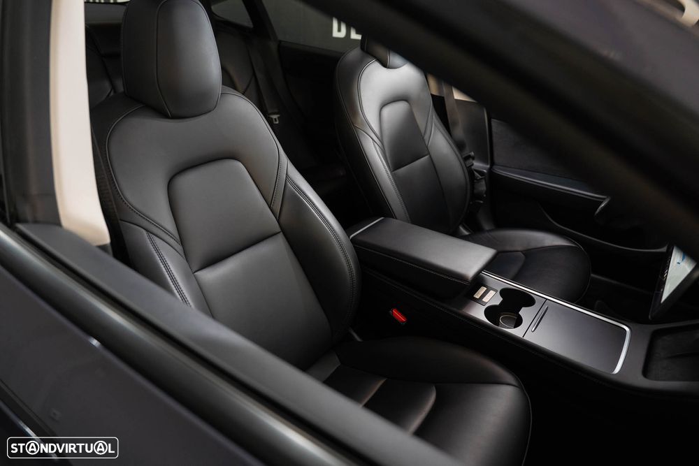 Tesla Model 3 Long Range Tração Traseira - 23