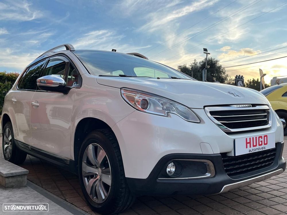 Peugeot 2008 1.2 PureTech Allure - 4