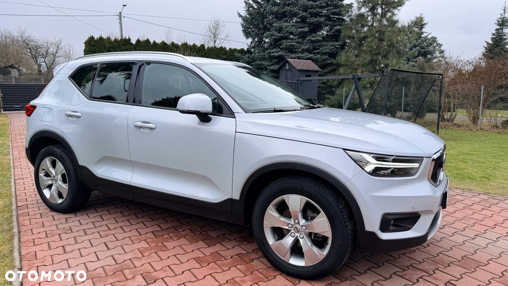 Volvo XC 40 T2 Essential - 12