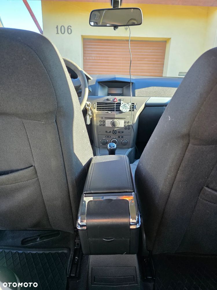 Opel Astra 1.3 CDTI Enjoy - 6