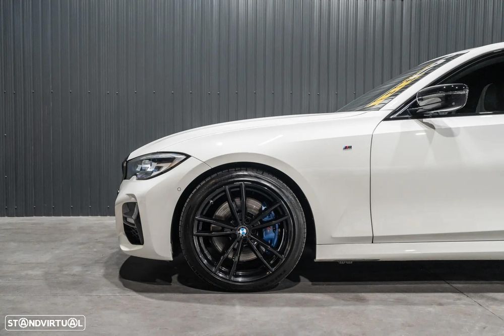 BMW 330 i Aut. M Sport - 28