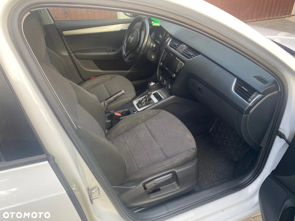 Skoda Octavia 2.0 TDI Ambition DSG EU6 - 6