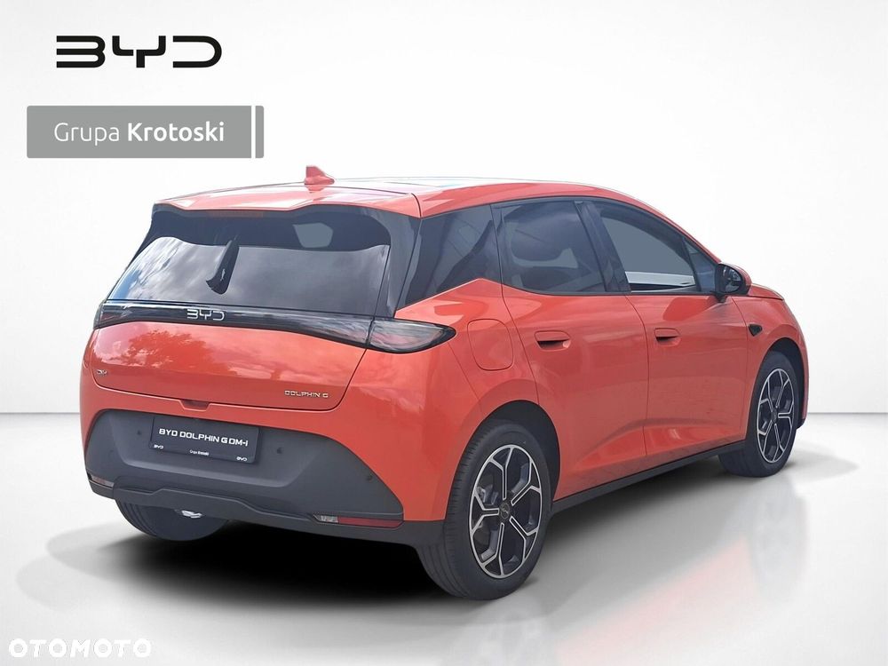 BYD Dolphin - 7
