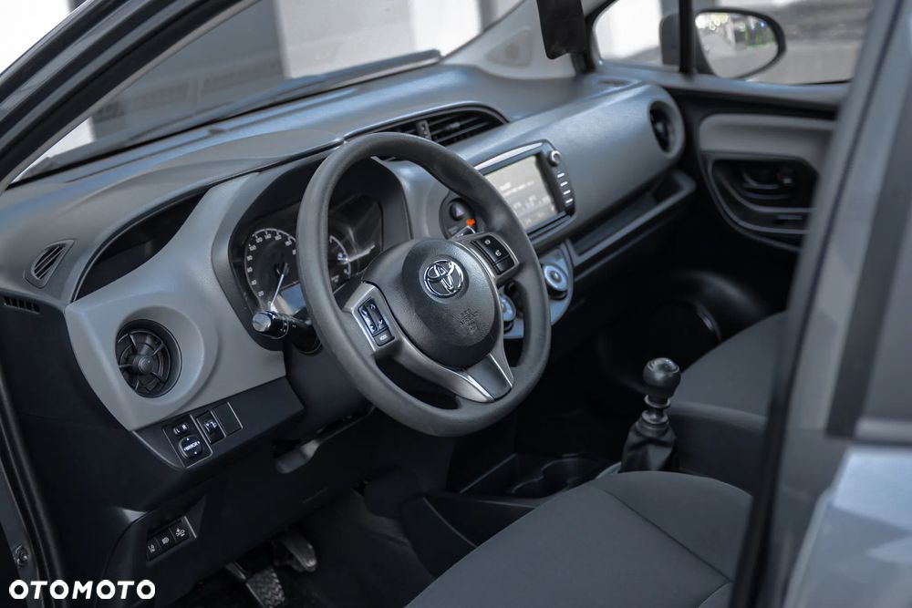 Toyota Yaris 1.5 Premium - 6