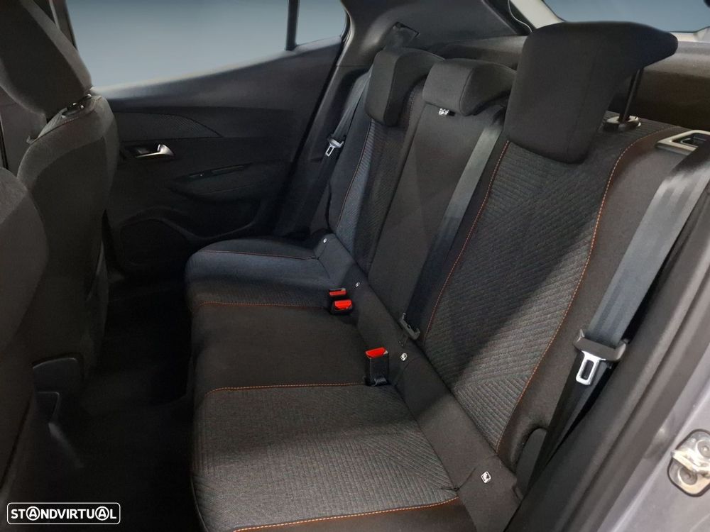 Peugeot 2008 1.2 PureTech Style — fotografia 14