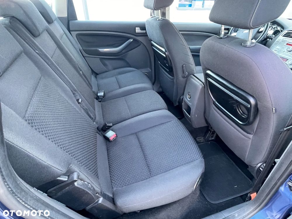 Ford C-MAX 2.0 Style - 24