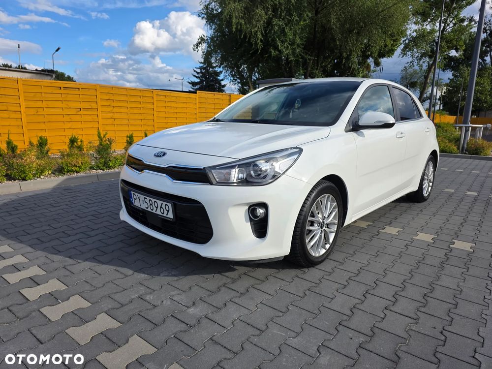 Kia Rio 1.4 L - 9