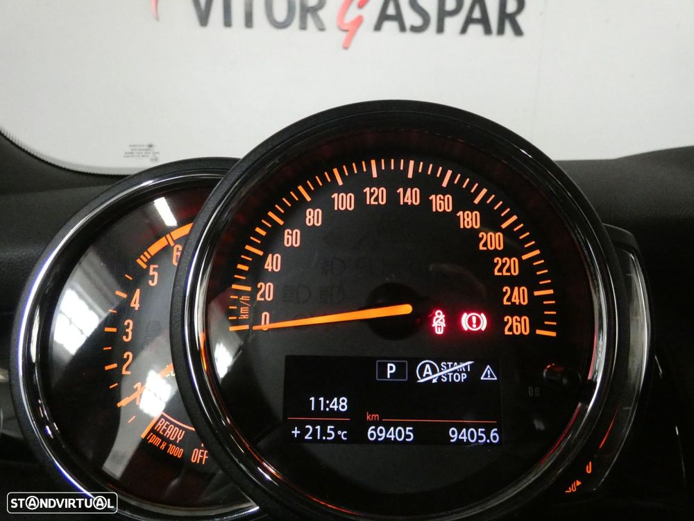 MINI 3 Portas Cooper D Auto - 11