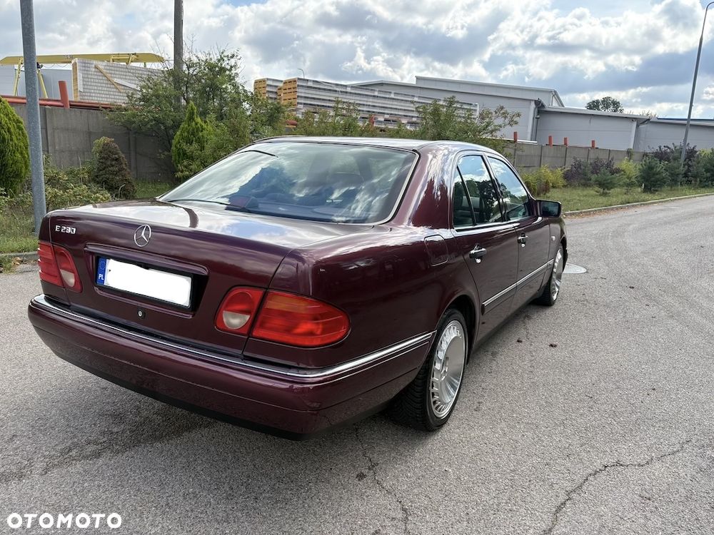 Mercedes-Benz Klasa E - 6