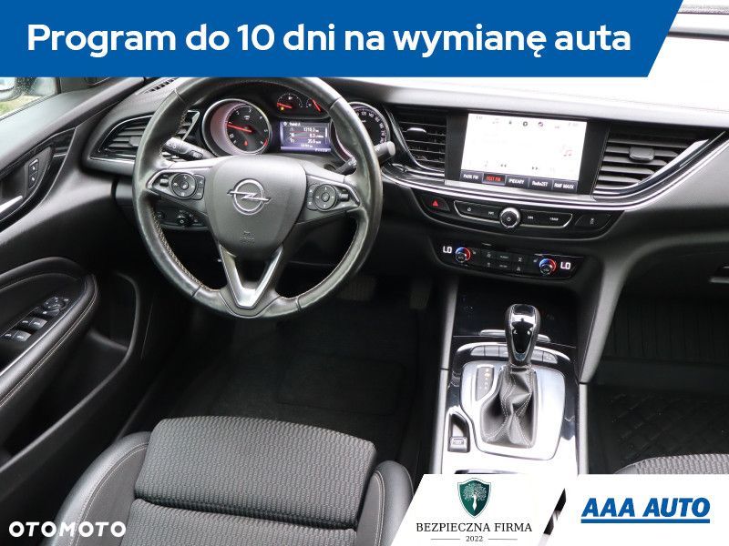 Opel Insignia - 8