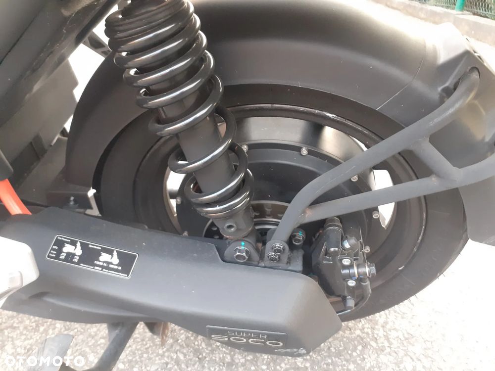 Super Soco CPx - 11