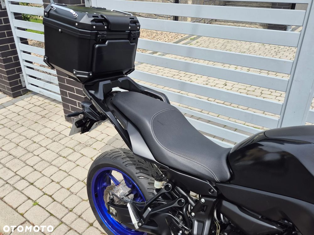 Yamaha MT - 8