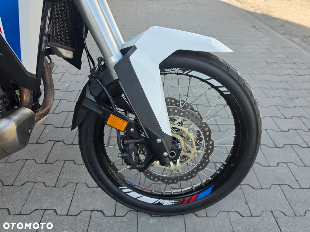 Honda CRF - 18