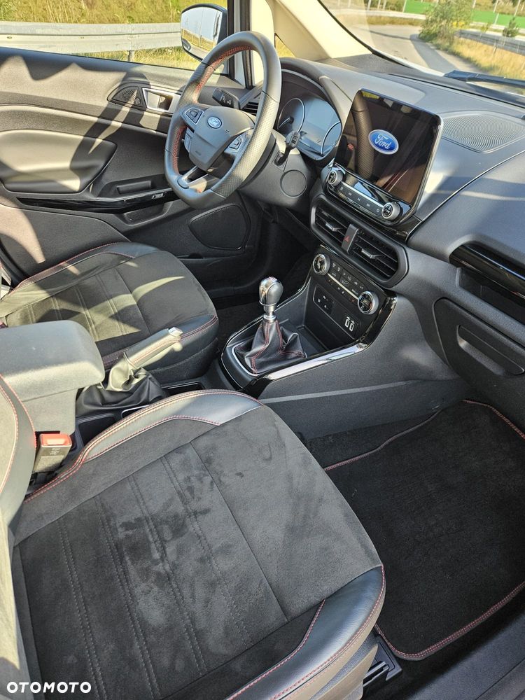 Ford EcoSport 1.5 EcoBlue ST-LINE - 24