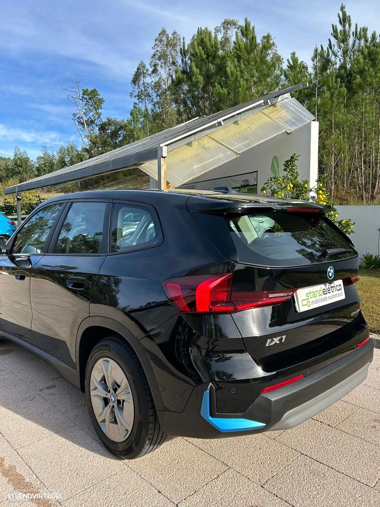 BMW iX1 xDrive30 - 8