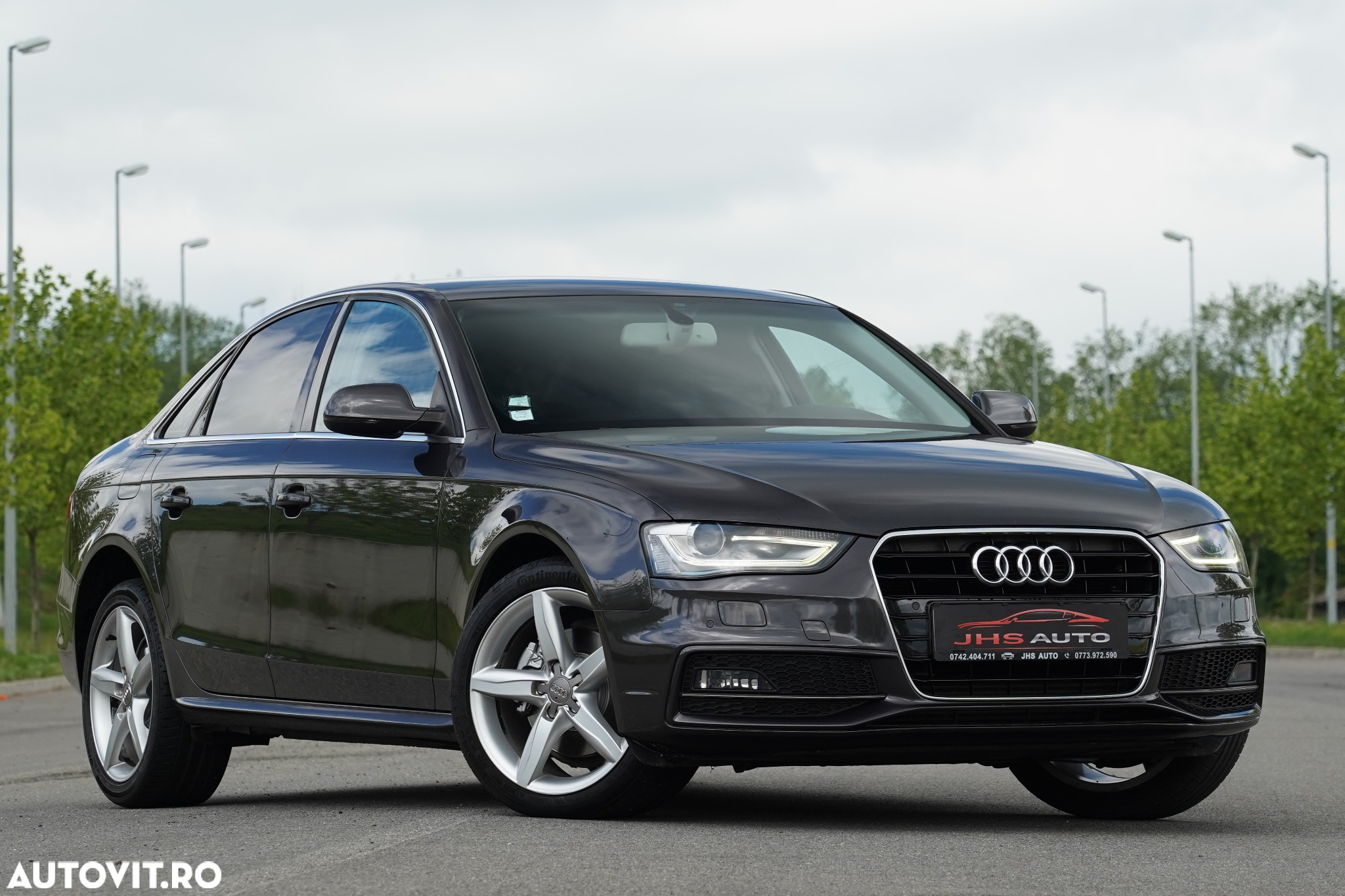 Audi A4 2.0 TDI DPF clean diesel multitronic S line Sportpaket - 3