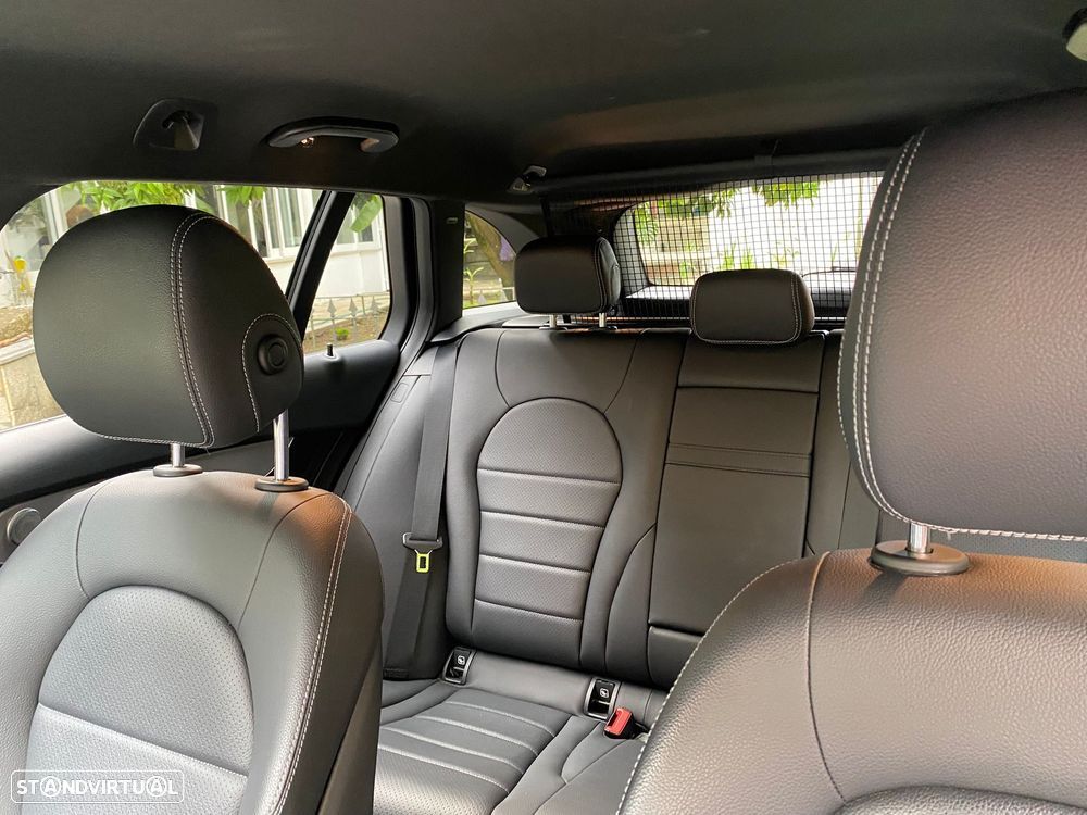 Mercedes-Benz C 300 de AMG Line - 44