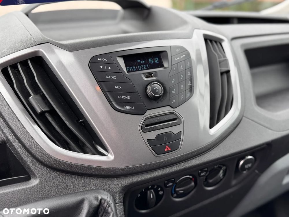 Ford Transit - 21