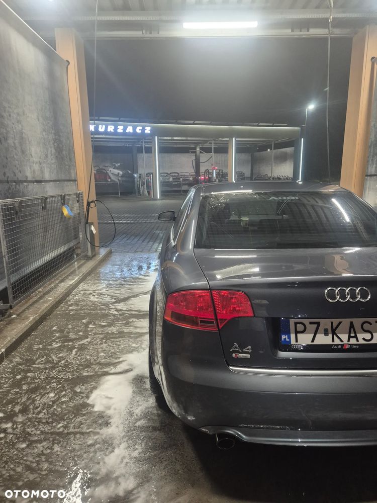 Audi A4 Limousine 2.0T FSI - 10