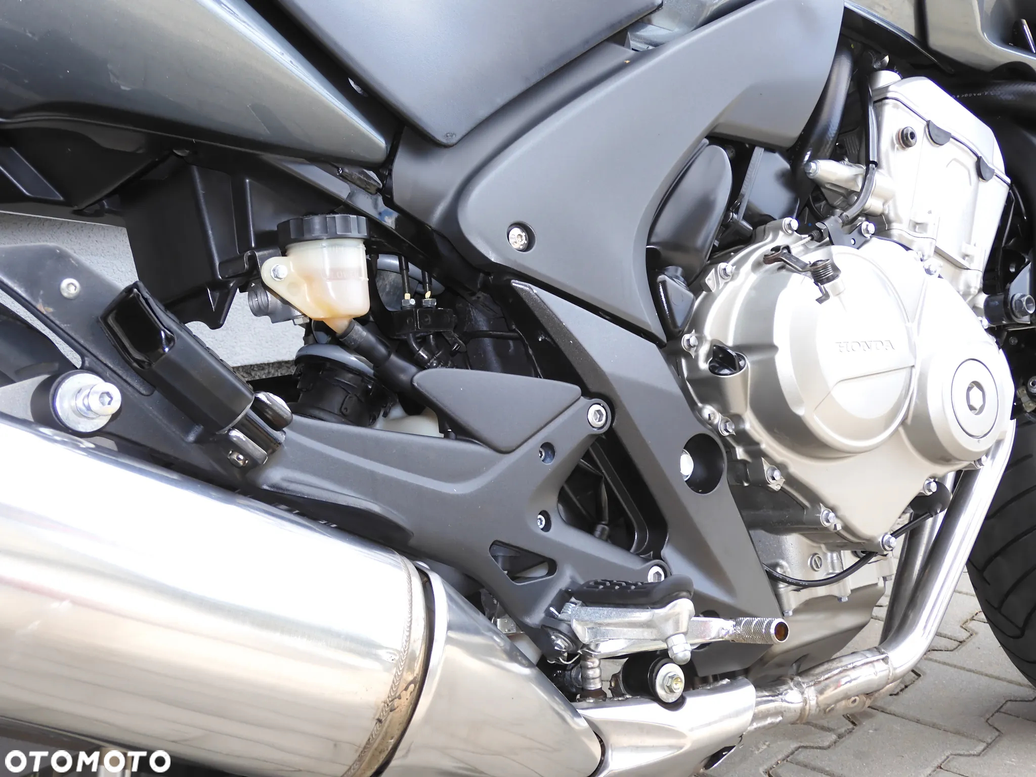 Honda CBF - 13