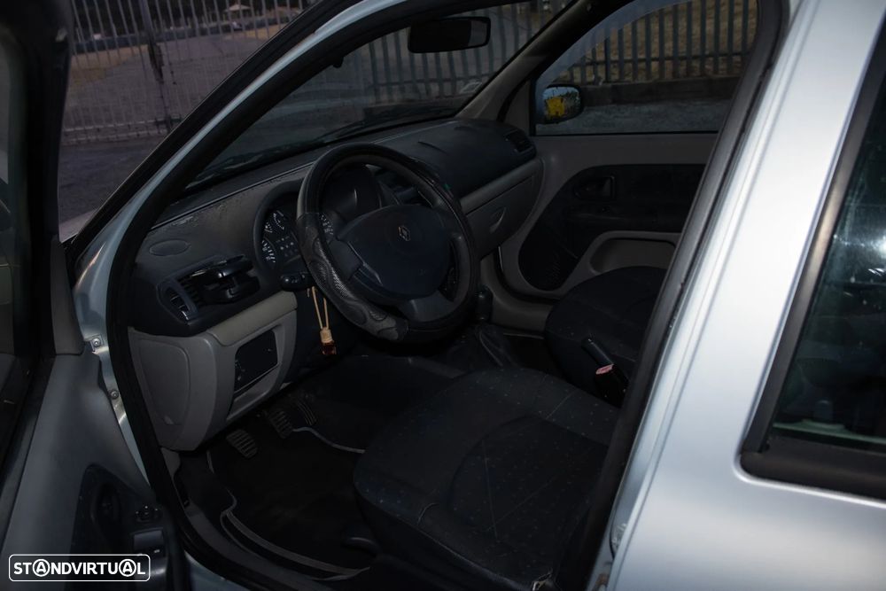 Renault Clio 1.2 16V Best Years - 12