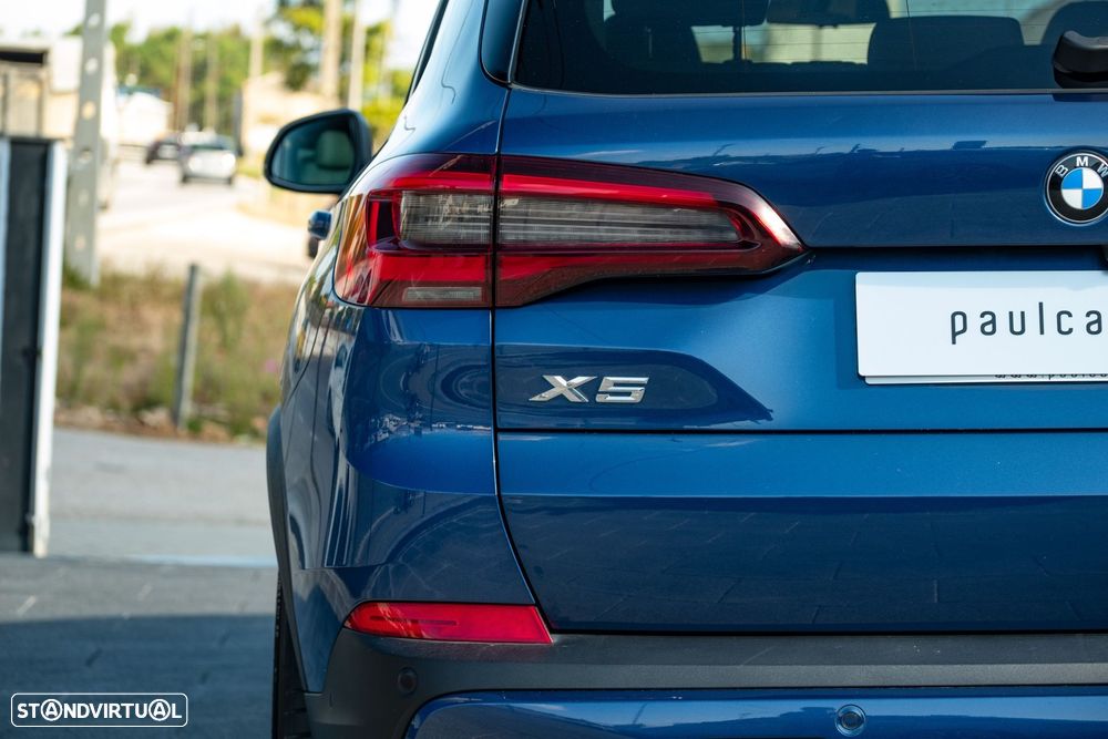 BMW X5 30 d xDrive Pack M - 3