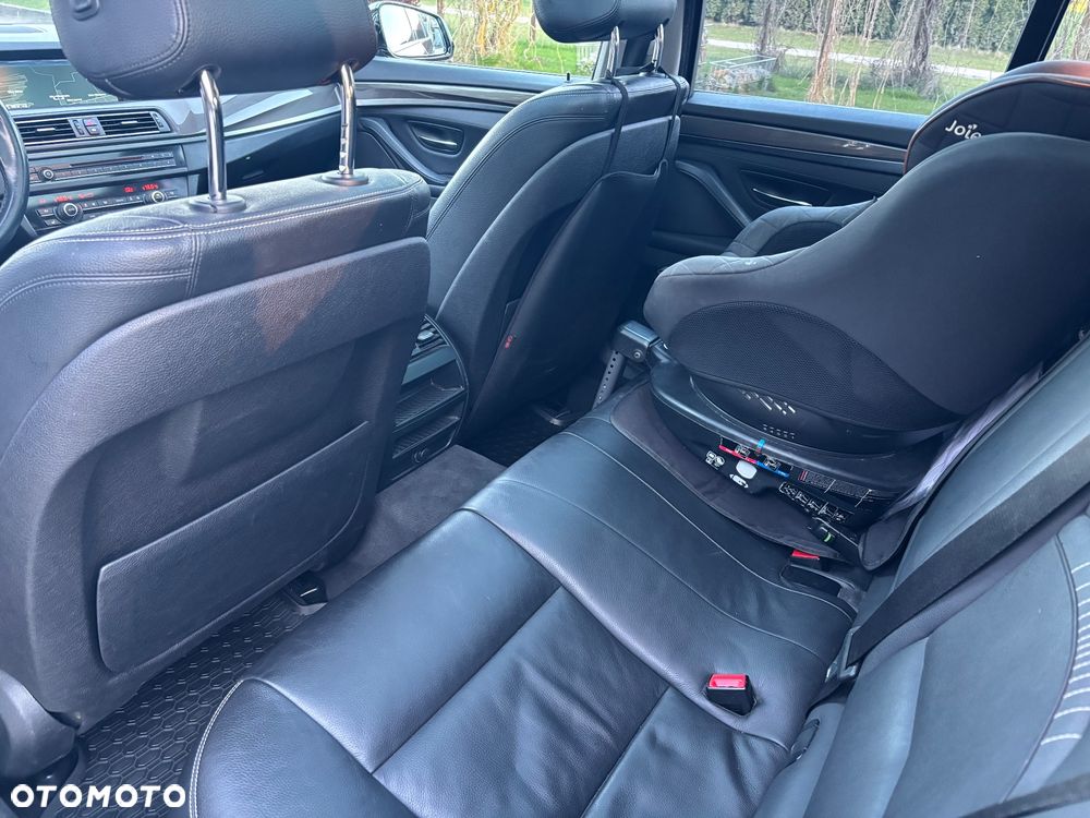 BMW Seria 5 520d xDrive Luxury Line - 15