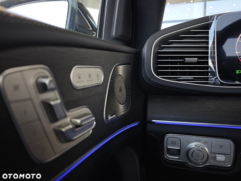 Mercedes-Benz GLE - 29