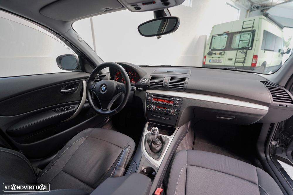 BMW 116 d Line Urban - 2