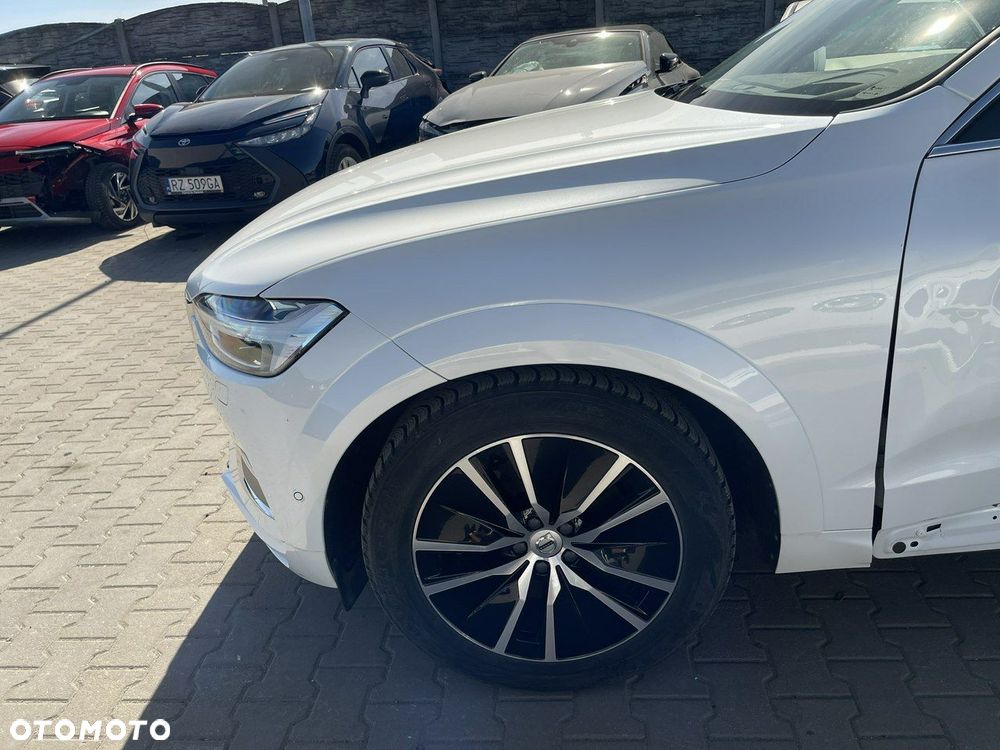 Volvo XC 60 B5 D AWD Ultimate Bright - 8