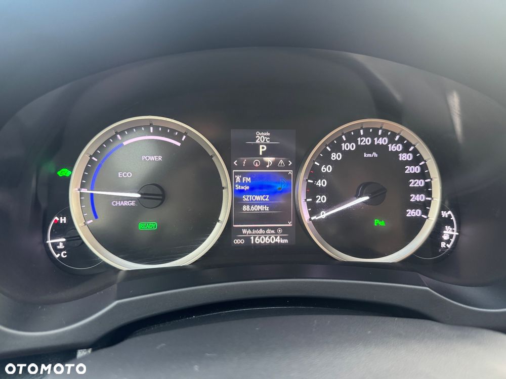 Lexus IS 300h Business - 19