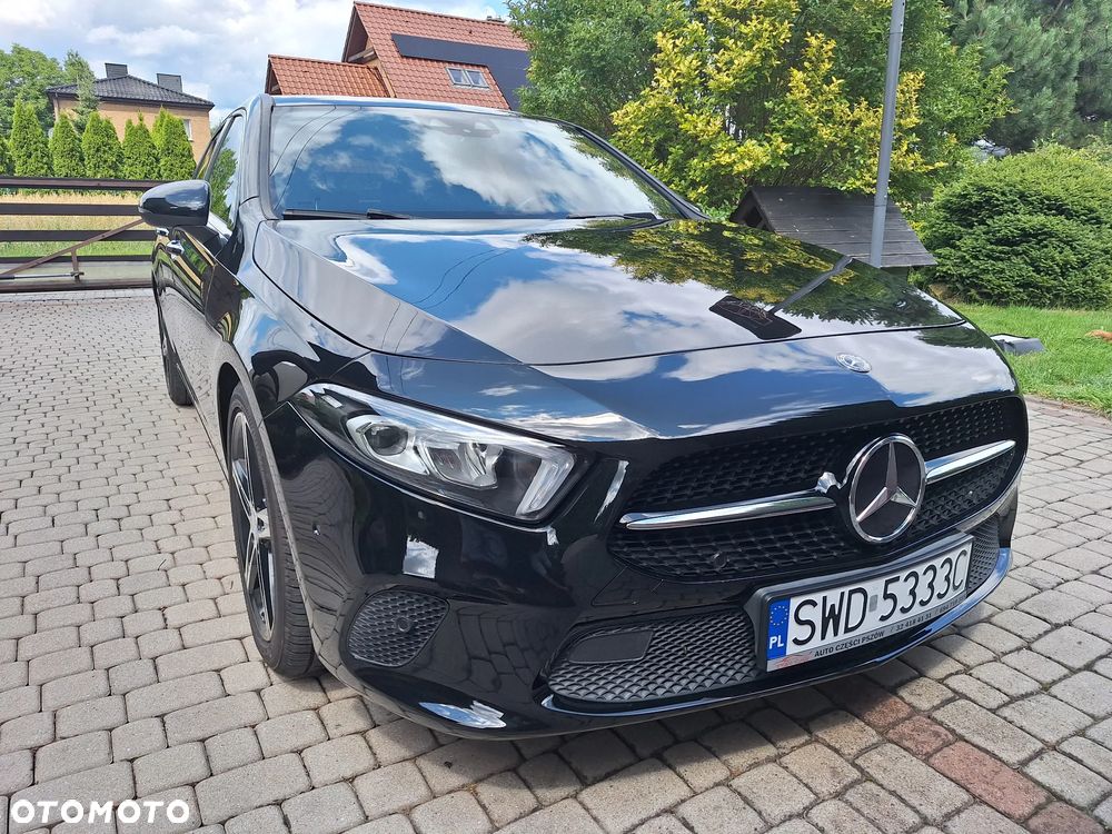 Mercedes-Benz Klasa A 180 7G-DCT Progressive - 3