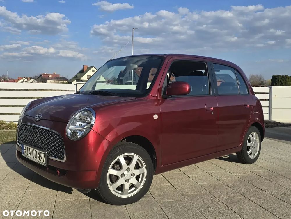 Daihatsu Trevis - 1