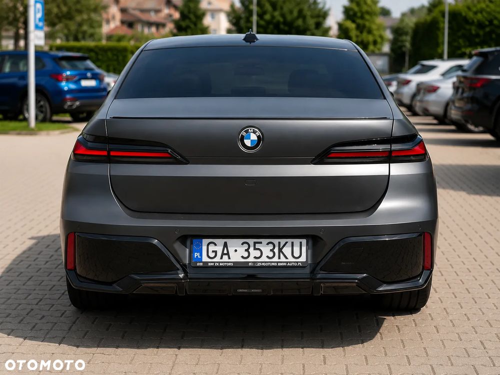 BMW Seria 7 740d xDrive mHEV sport - 6