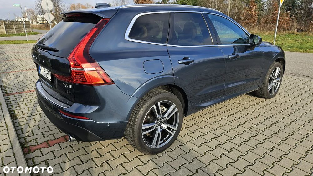 Volvo XC 60 T6 AWD Geartronic Momentum Pro - 3