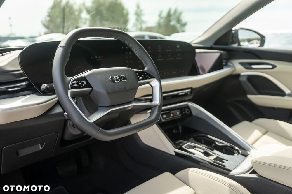Audi Q5 Sportback - 15