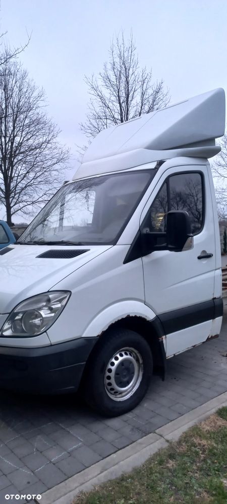 Mercedes-Benz Sprinter - 4