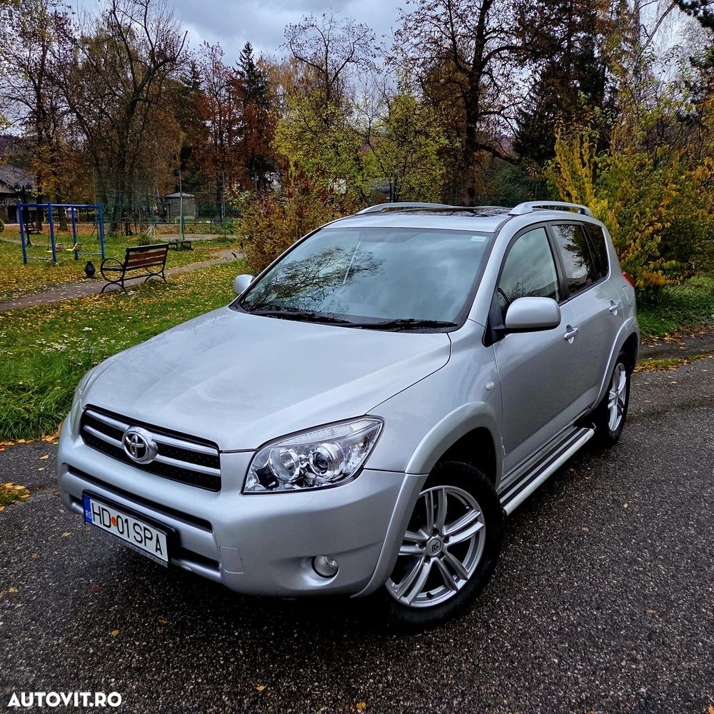 Toyota RAV4 - 1