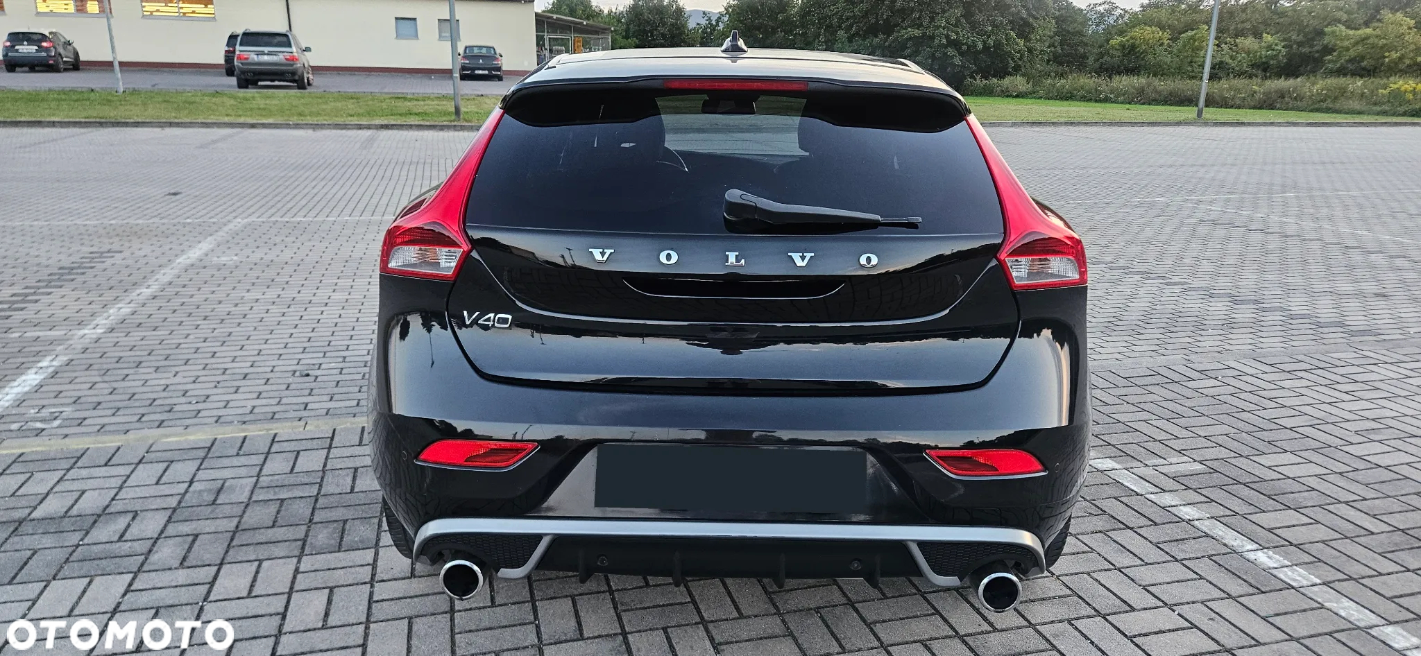 Volvo V40 T3 R-Design Summum - 23