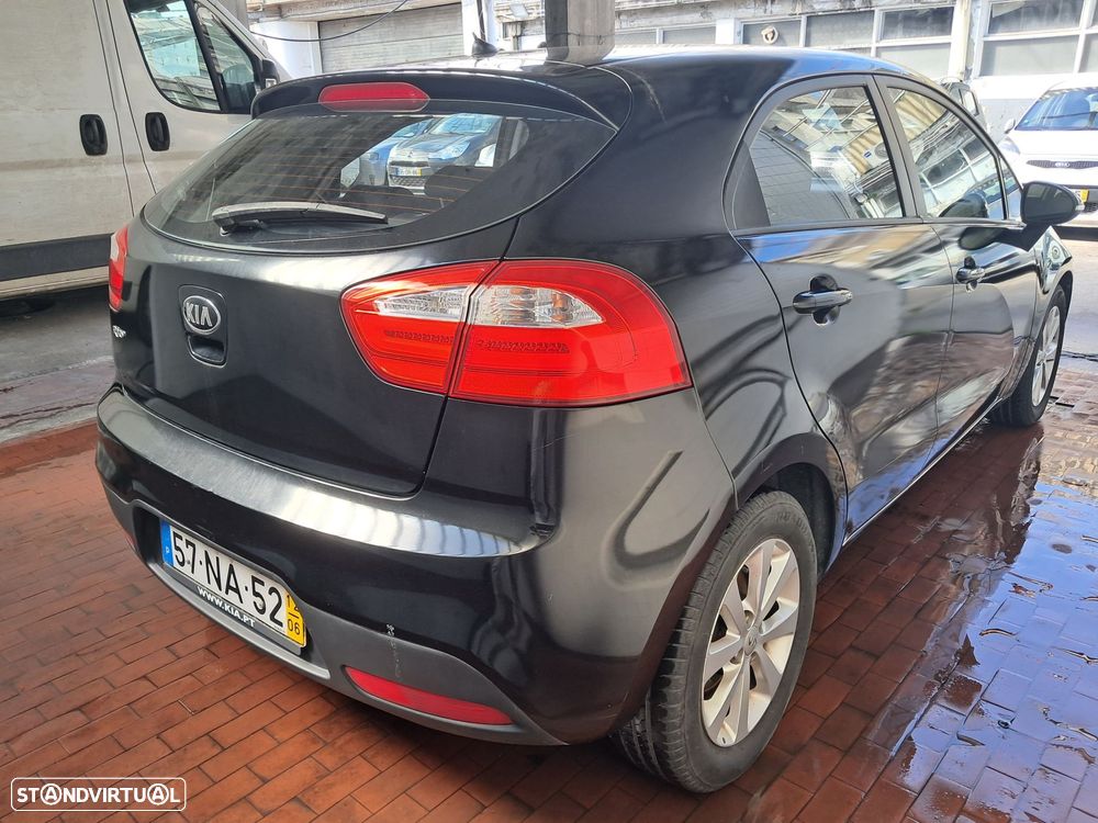 Kia Rio 1.2 CVVT LX - 14